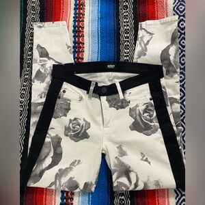 Hudson Jeans Women's Black and White Floral Jeans size 27